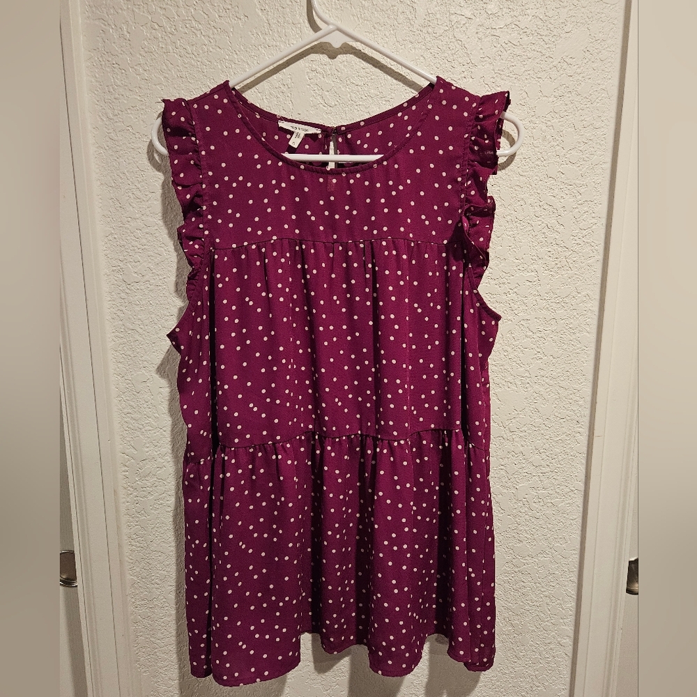 Maurices Burgundy Polka Dot Top Size 0